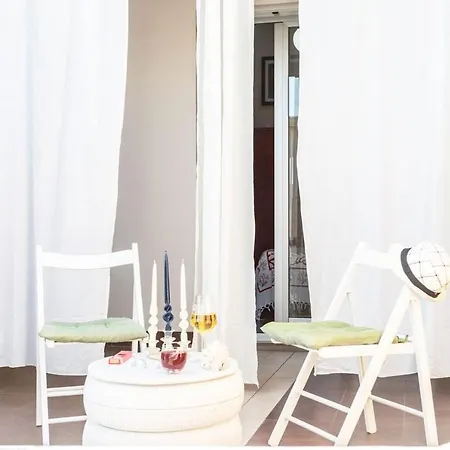 Casa Vacanza Camera Daniela Capilungo A 50M Dal Mare * Capilungo