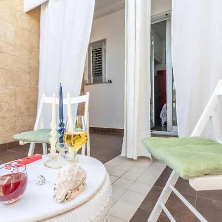Casa Vacanza Camera Daniela Capilungo A 50M Dal Mare Capilungo